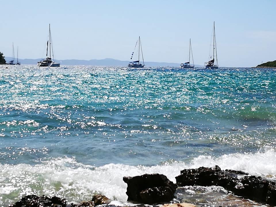 Holiday Home Artina 2 Loviste Bagian luar foto